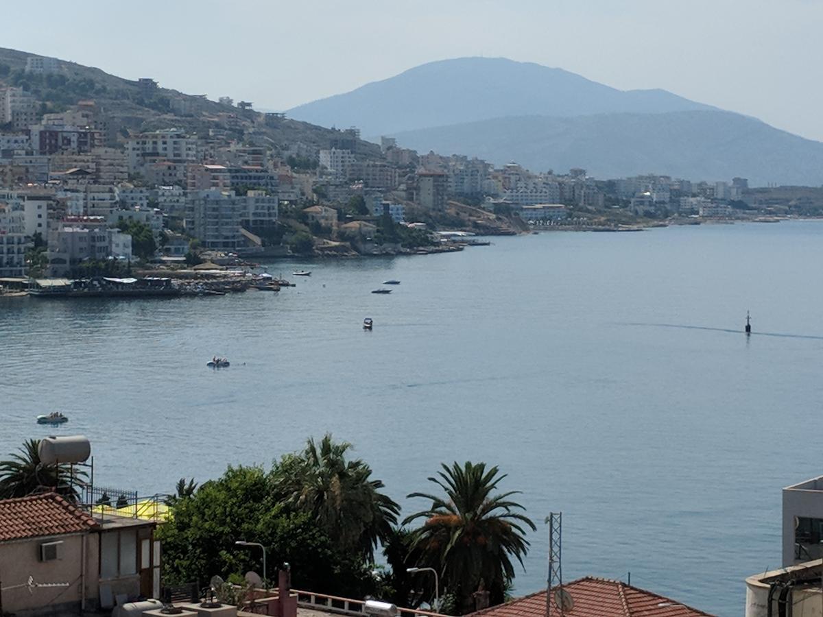 Seafront Apartment Σαράντα Εξωτερικό φωτογραφία