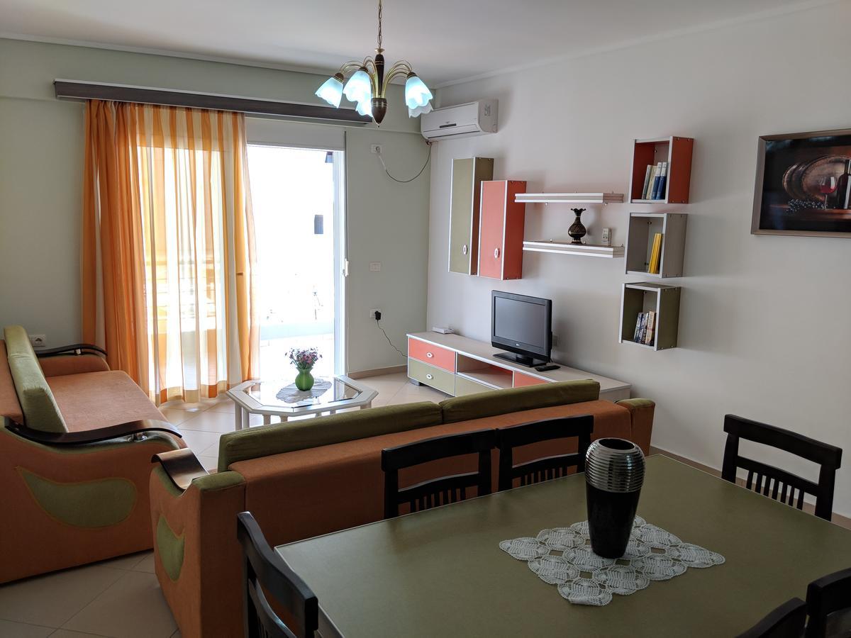 Seafront Apartment Σαράντα Εξωτερικό φωτογραφία