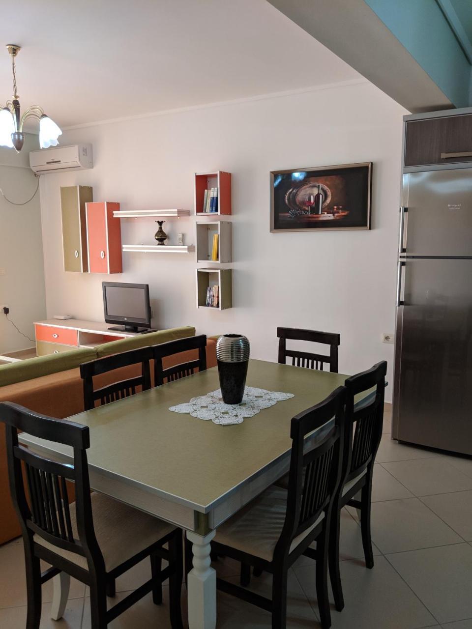 Seafront Apartment Σαράντα Εξωτερικό φωτογραφία