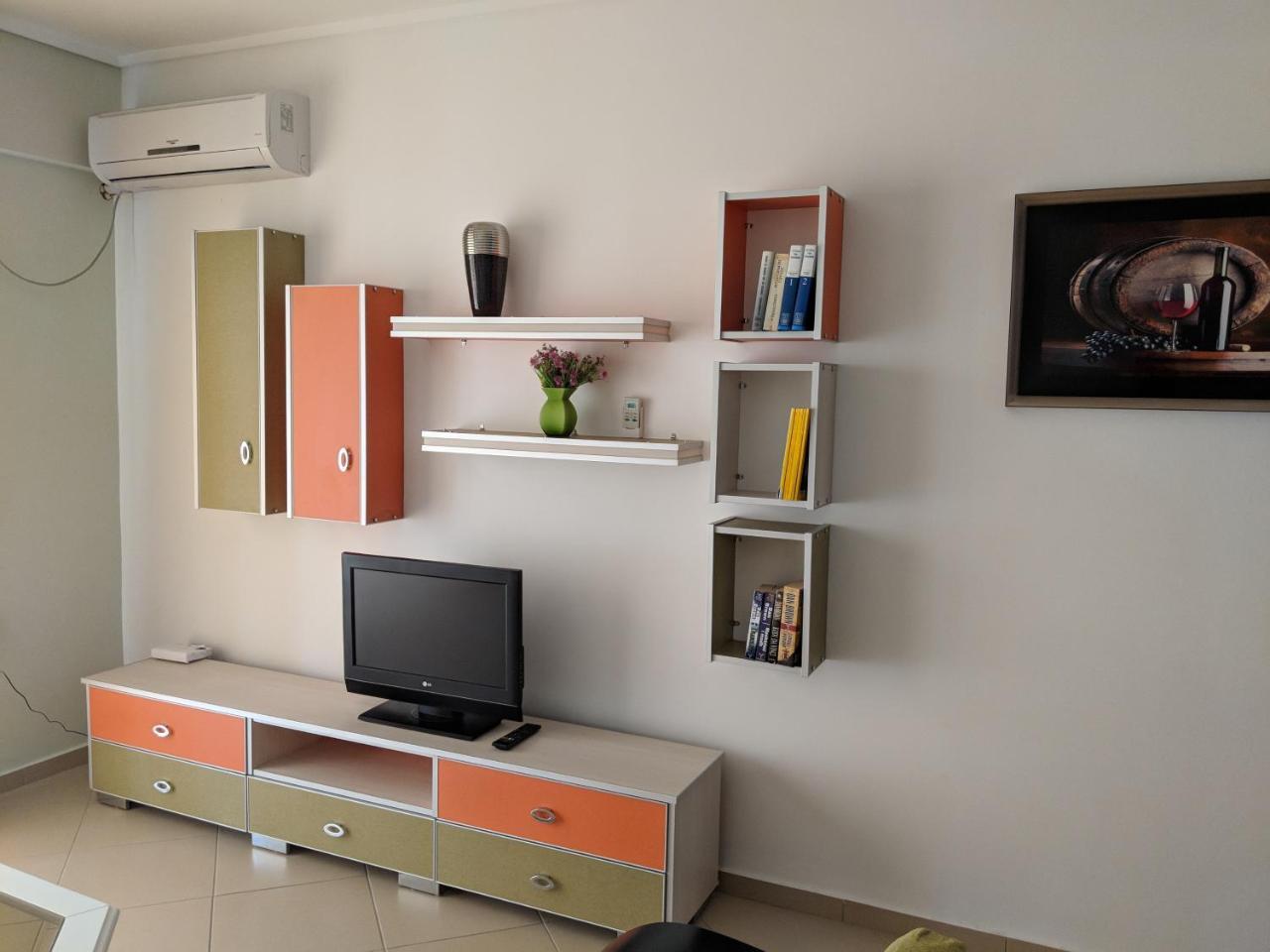 Seafront Apartment Σαράντα Εξωτερικό φωτογραφία